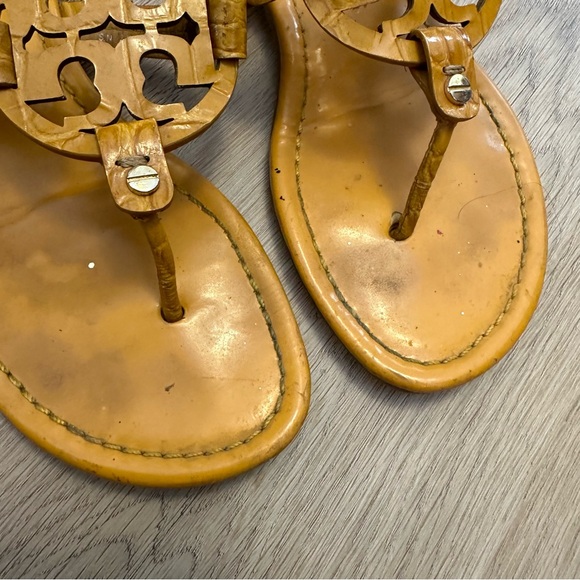 Tory Burch Camel Croc Miller Sandals size 7 - Picture 3 of 6